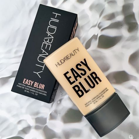 HUDA BEAUTY Natural Easy Blur – Flawless Smooth Finish Hover Image