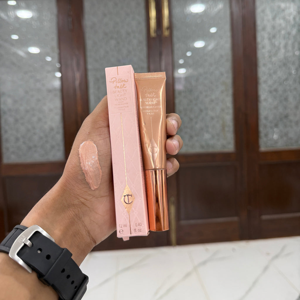 Charlotte Tilbury Pillow Talk Beauty Light Wand Highlighter