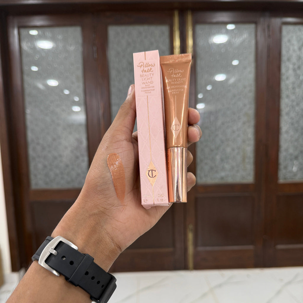 Charlotte Tilbury Pillow Talk Beauty Light Wand Highlighter