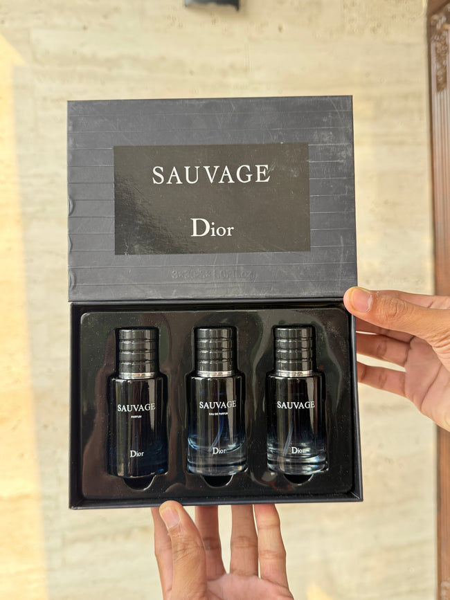 DIOR SAUVAGE MINI PERFUME SET  30ML x 3 Hover Image