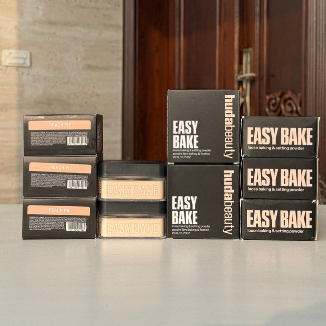 Huda Beauty Easy Bake Loose Baking & Setting Powder(Peach Pie) Hover Image