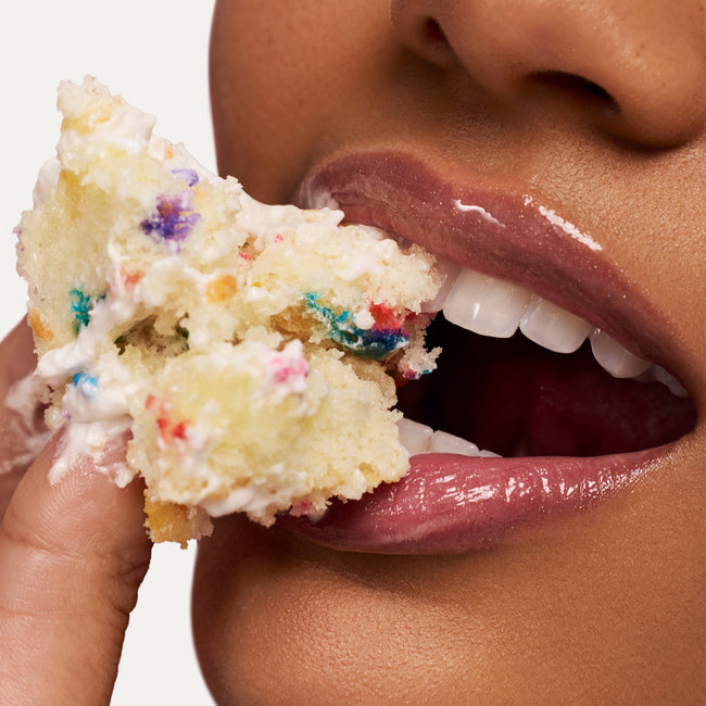 SUMMER FRIDAYS - Lip Butter Balm for Hydration & Shine Main Image