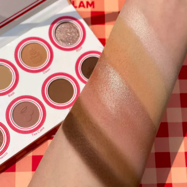 SheGlam Sunday Picnic Eyeshadow Spread Main Image