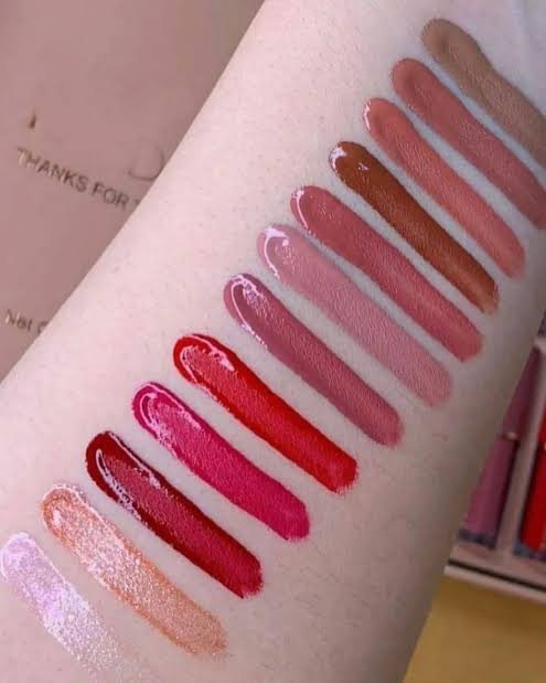 MOCALLURE  LOVE LIP SET LIP GLOSSES 