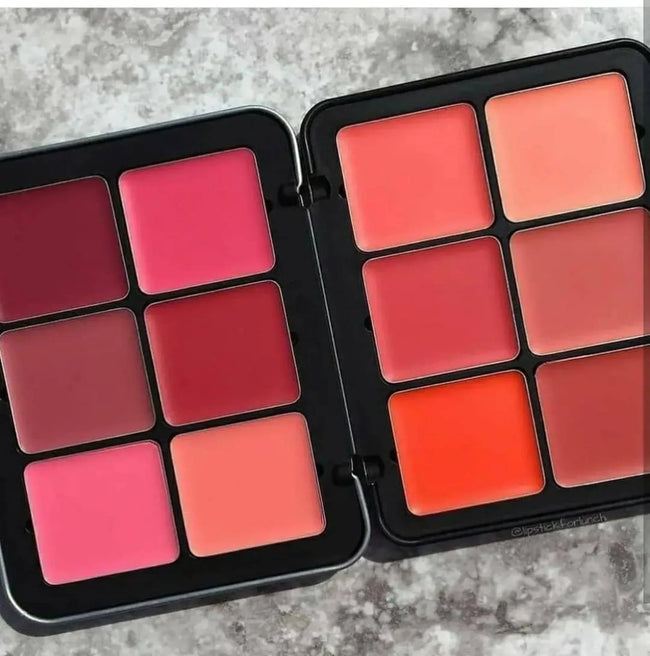 Carla secret cream blush, palette Hover Image