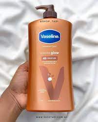 Vaseline total moisture cocoa glow 24 nourishing lotion  750ml Main Image